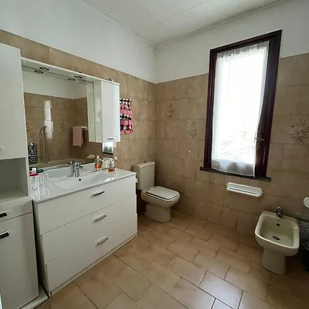 Panorama,cremia-casa Luisa Apartment *