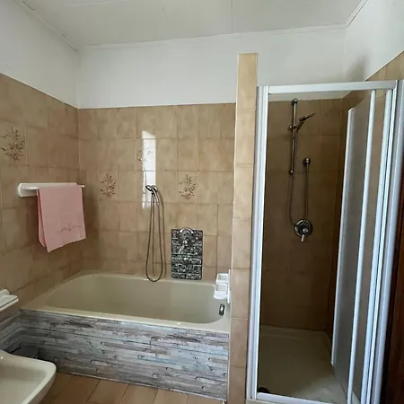 Apartament Panorama,cremia-casa Luisa *